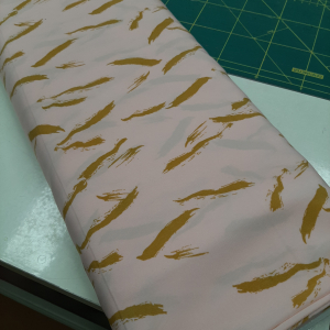 Pearl Peach licht roze €9,00 p/m