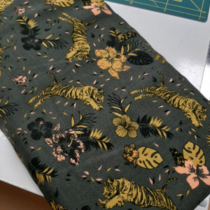 Viscose met leuke tijger print € 9,00 p/m