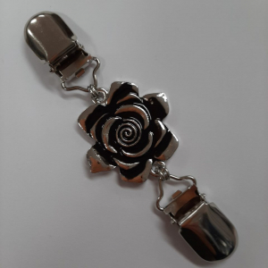 Speld voor bv. omslagdoek,sjaal of vestsluiting zilver roos