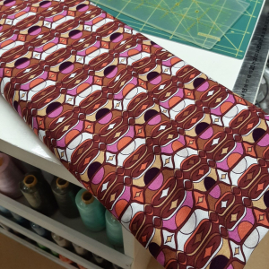 Viscose geweven graphic wine red